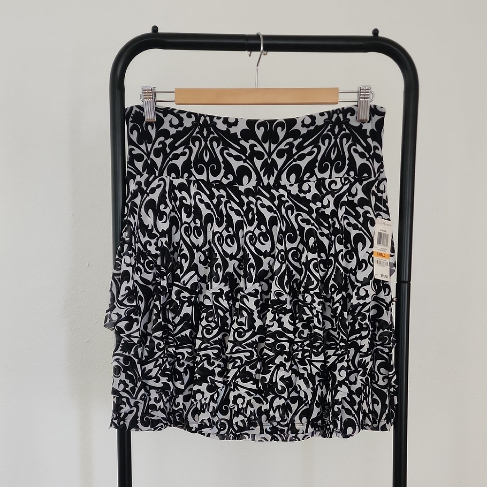 Elegant Ruffled Black and White Patterned Skirt